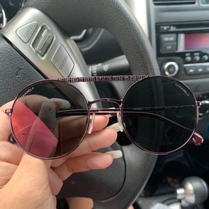 Round sunglasses